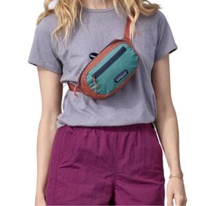 Patagonia Ultralight Black Hole Mini Hip Pack Fanny